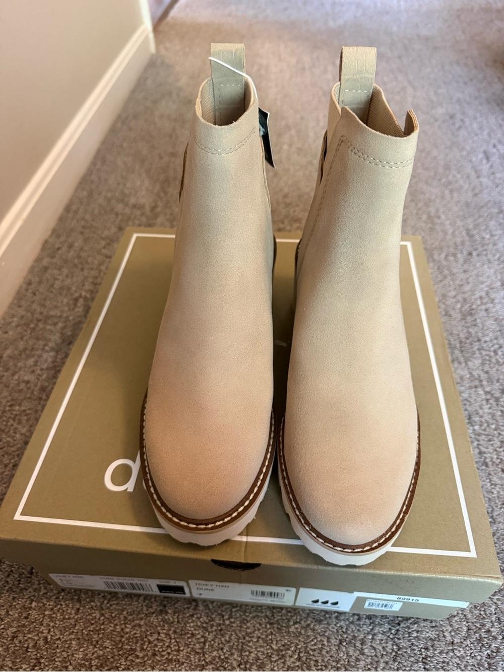 Dolce Vita Huey H2O Dune Suede